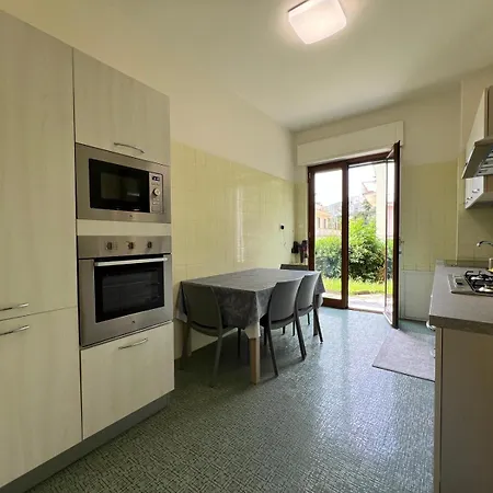 Welcome Riviera - Ruentes 87, Splendido Vista Mare Con Giardino Interamente Ristrutturato Nel 2025 Apartment *